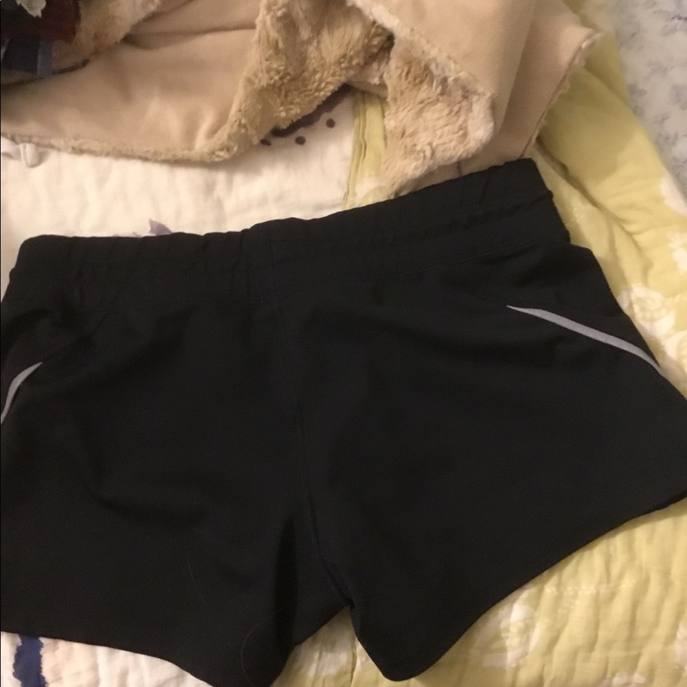 Black new athletic shorts. - Picture 3 of 3